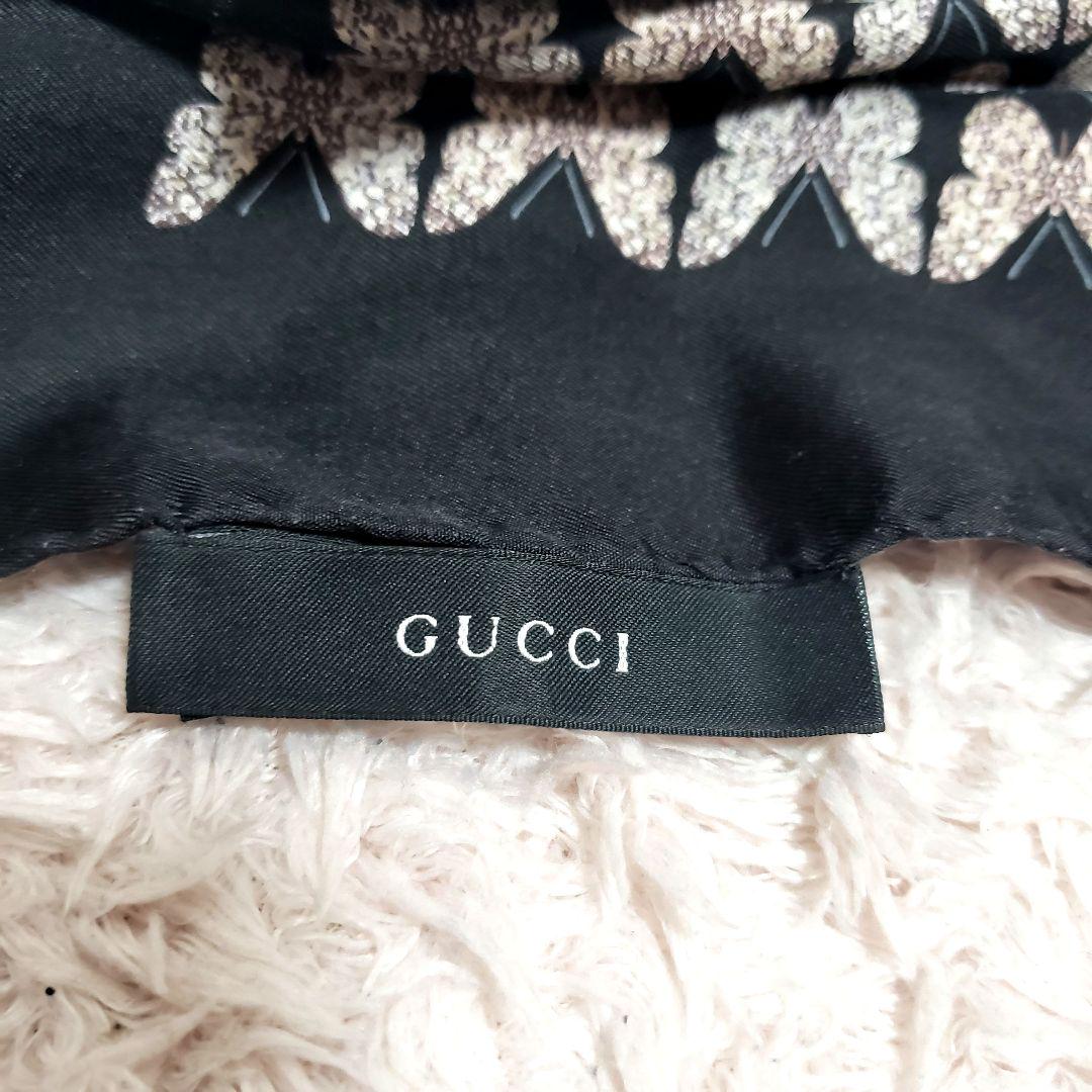 GUCCI グッチ バタフライ 蝶々 シルク100% スカーフハンカチ 美品 GUCCI グッチ バタフライ 蝶々 シルク100% スカーフハンカチ 美