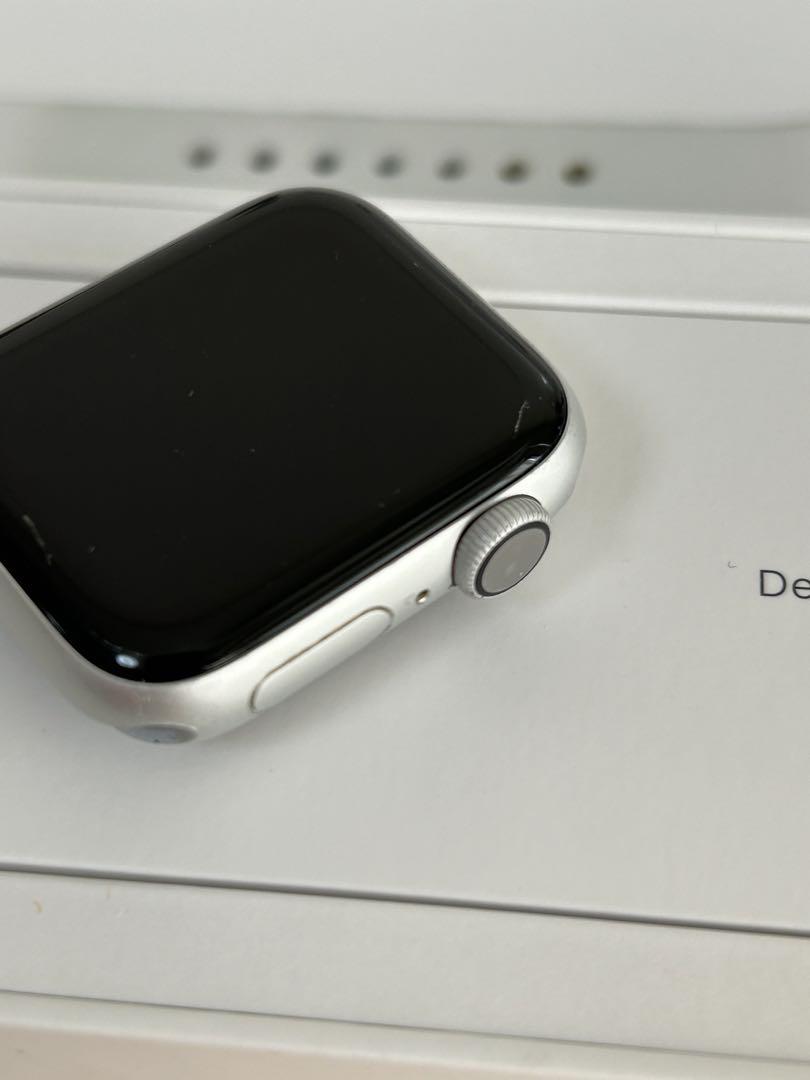 Apple Watch series4 40mm シルバー GPSモデル