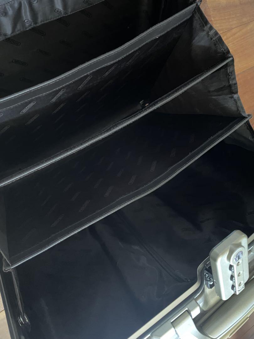 rimowa トパーズ