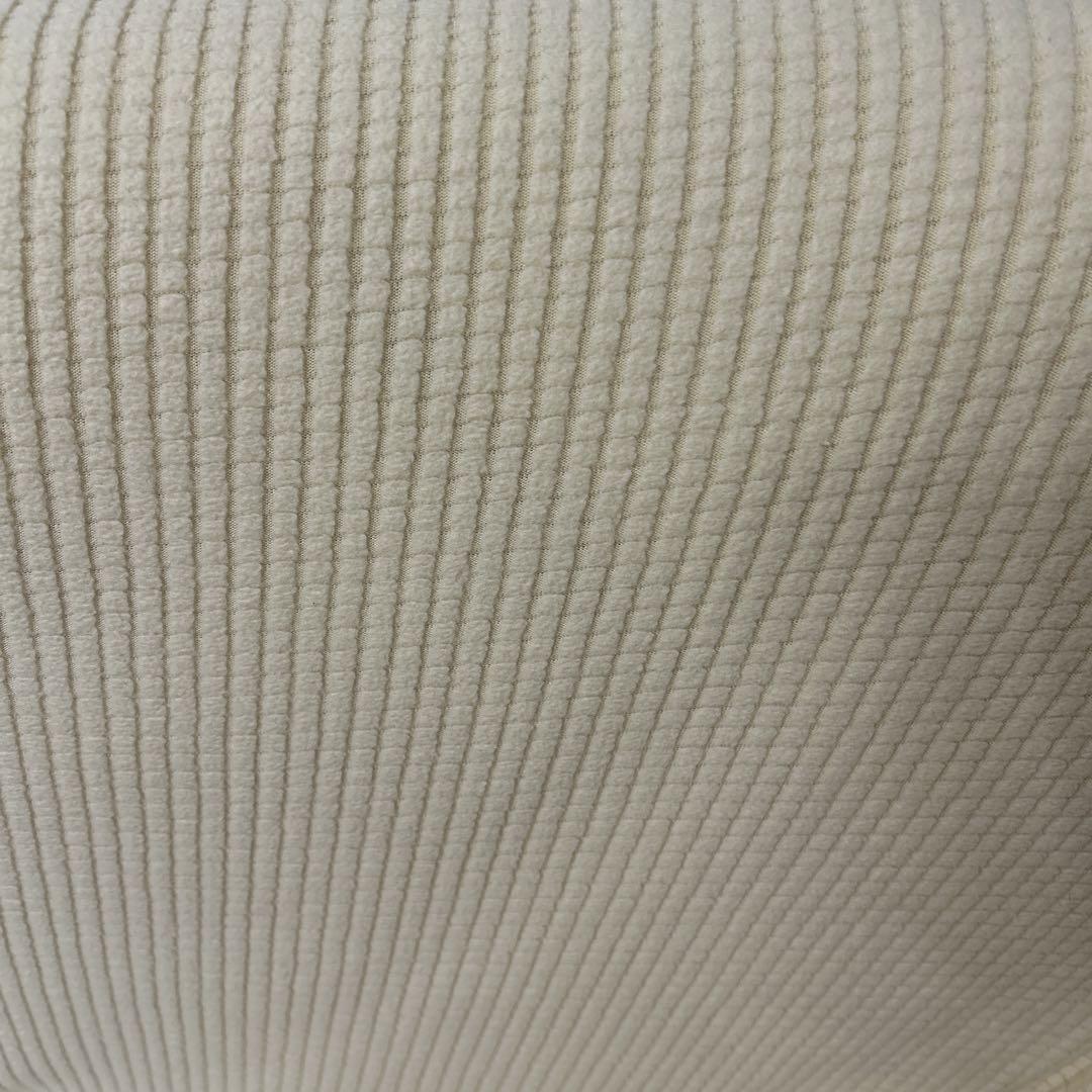 【ほぼ新品同様】3人掛けソファー※クッション付き
