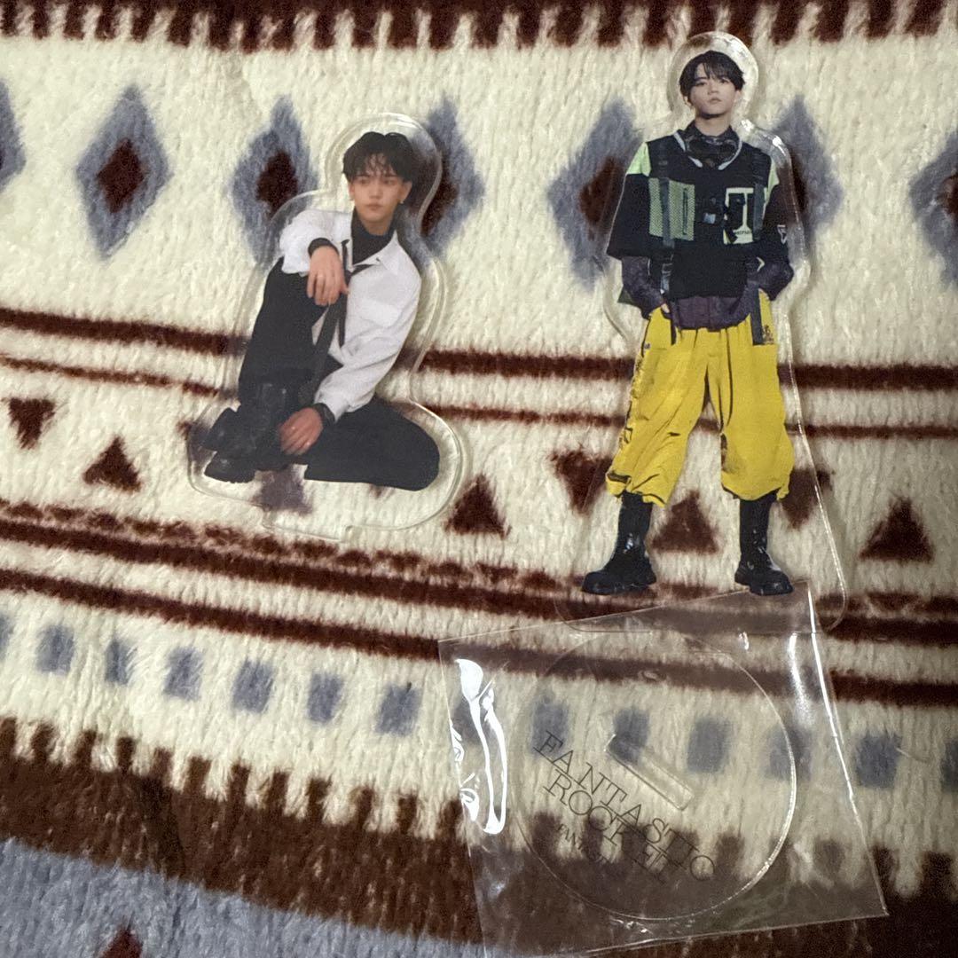 FANTASTICS 中島颯太 アクリルスタンド 2個セット - メルカリ
