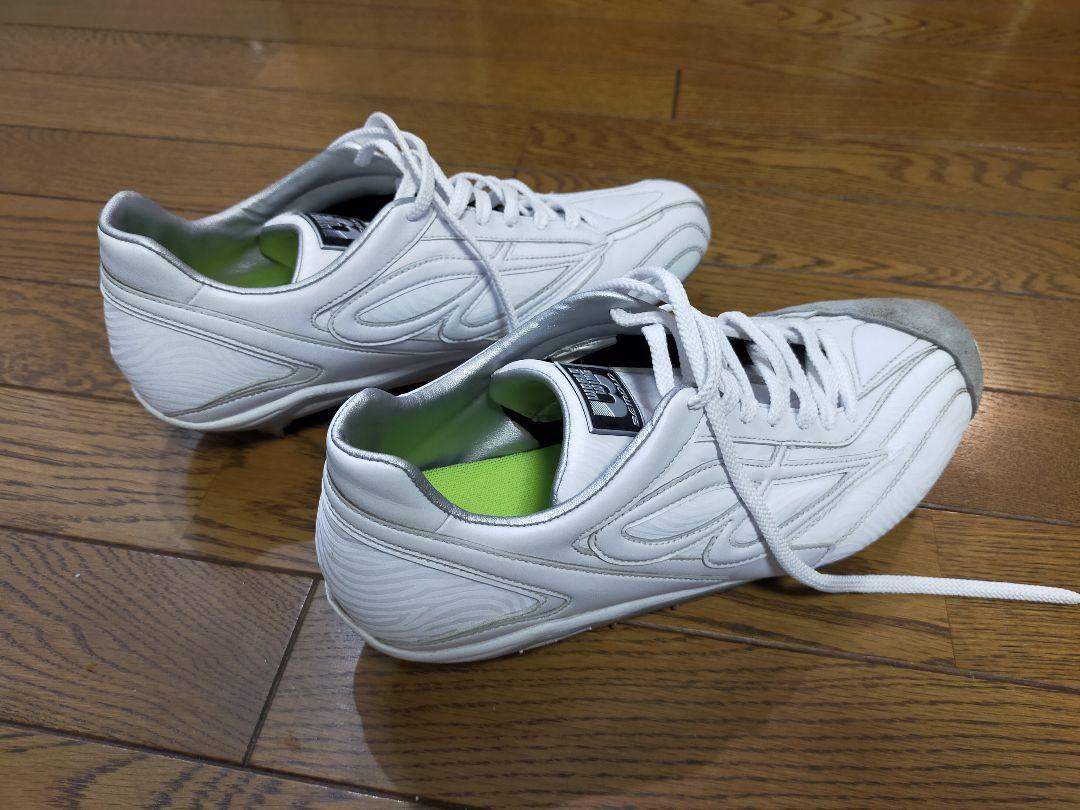 ビモロ　黒スパイク　26cm ビモロ《スパイク》 | BeMoLo Shop