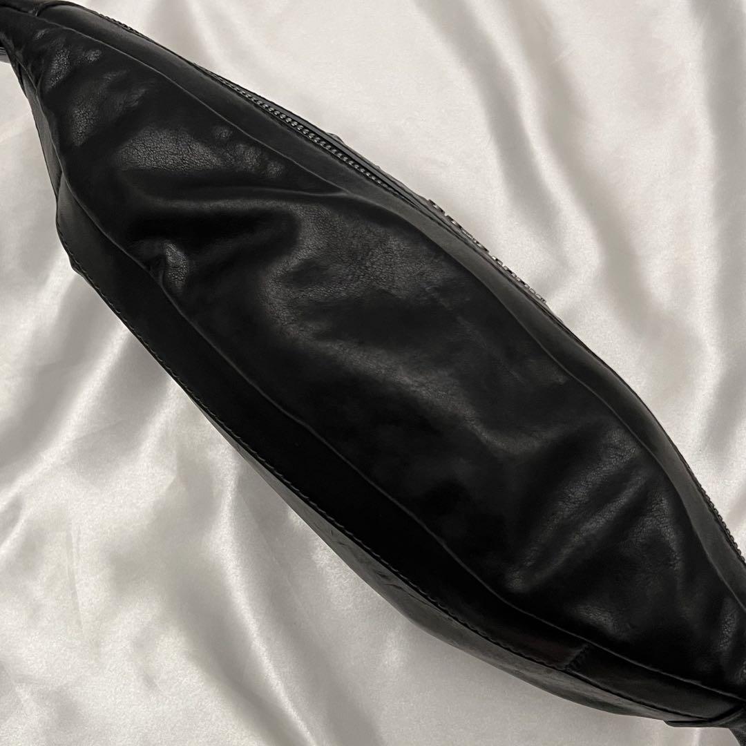 ✨袋付き極美品✨ジミーチュウ　デリー　ボディーバッグ　スタースタッズ　ブラック