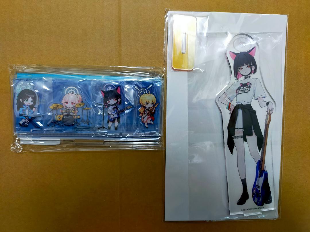 ブルーアーカイブ アクリルスタンド 2個セット