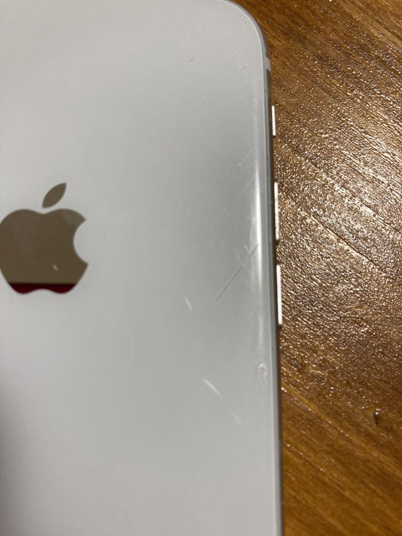 iPhone8 256GB シルバー