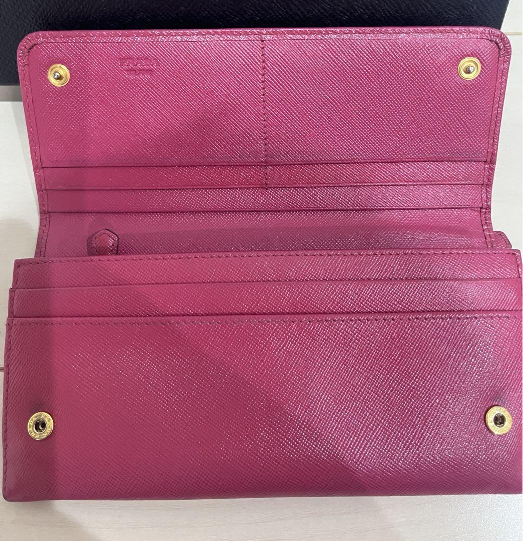 PRADA 長財布　平日翌日発送