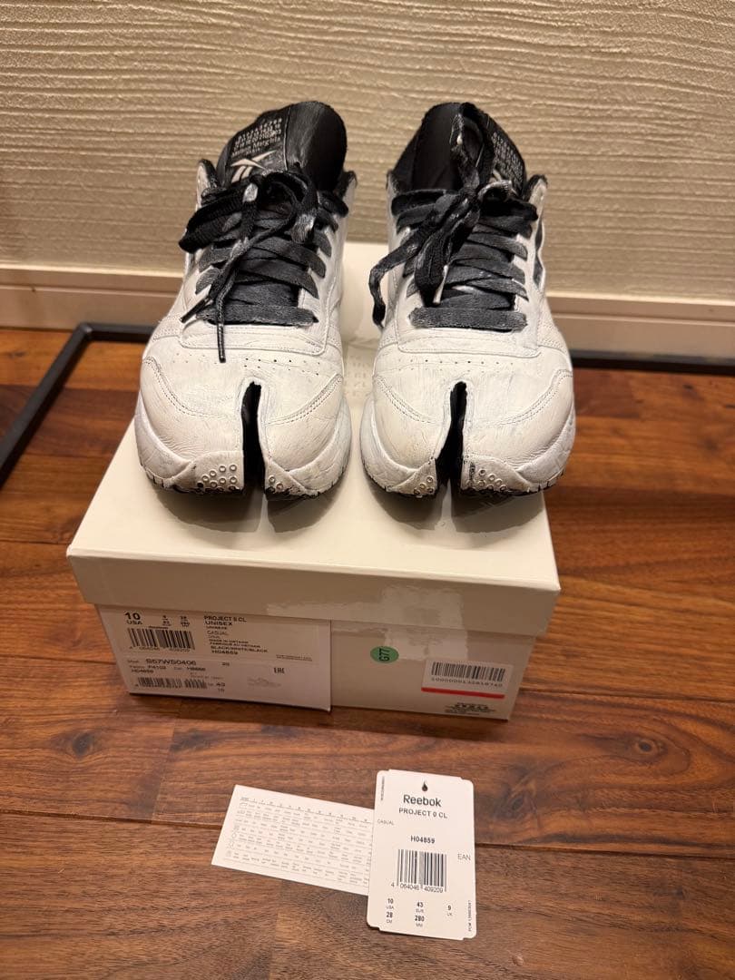 美品 リーボック メゾンマルジェラ タビ スニーカー ビアンケット 28cm