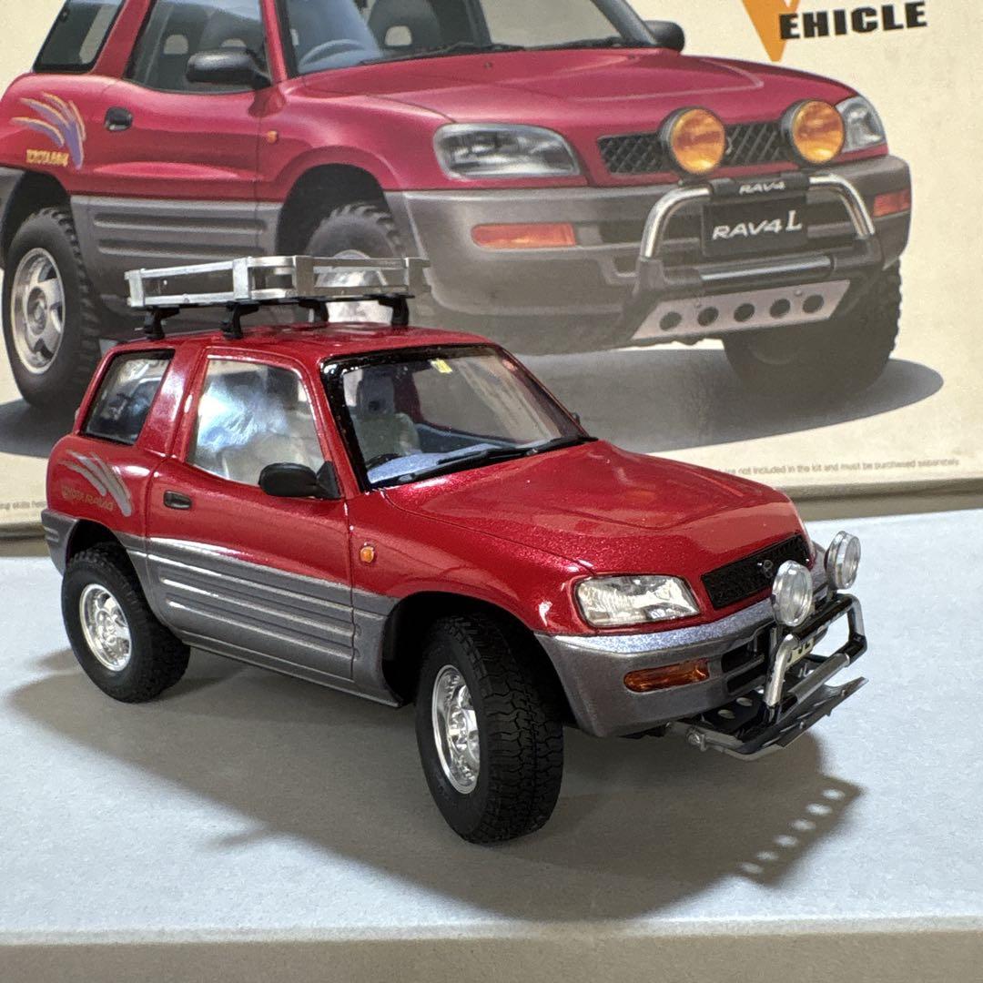 アオシマ1/24トヨタ RAV4 L 完成品 アオシマ1/24トヨタ RAV4 L 完成品 - メルカリ