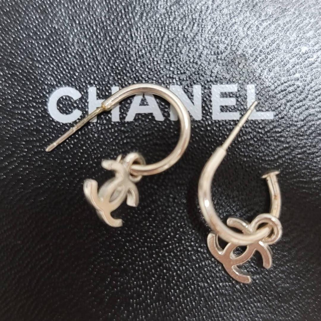 春夏新作モデル確実正規品 シャネル ピアス 消毒済み ぶら下り 乳白色 ...