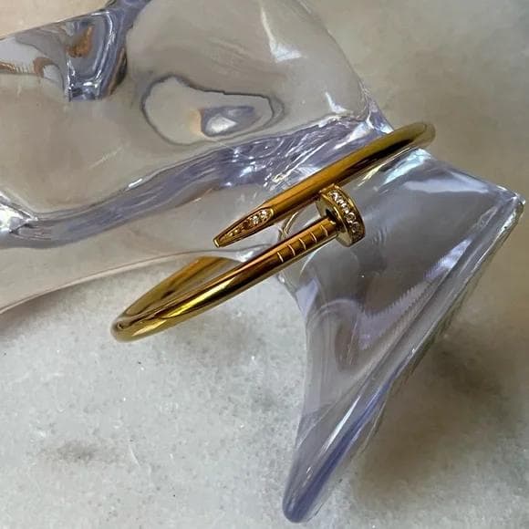 Cartier ジュストアンクル　ブレスレット　YG 17