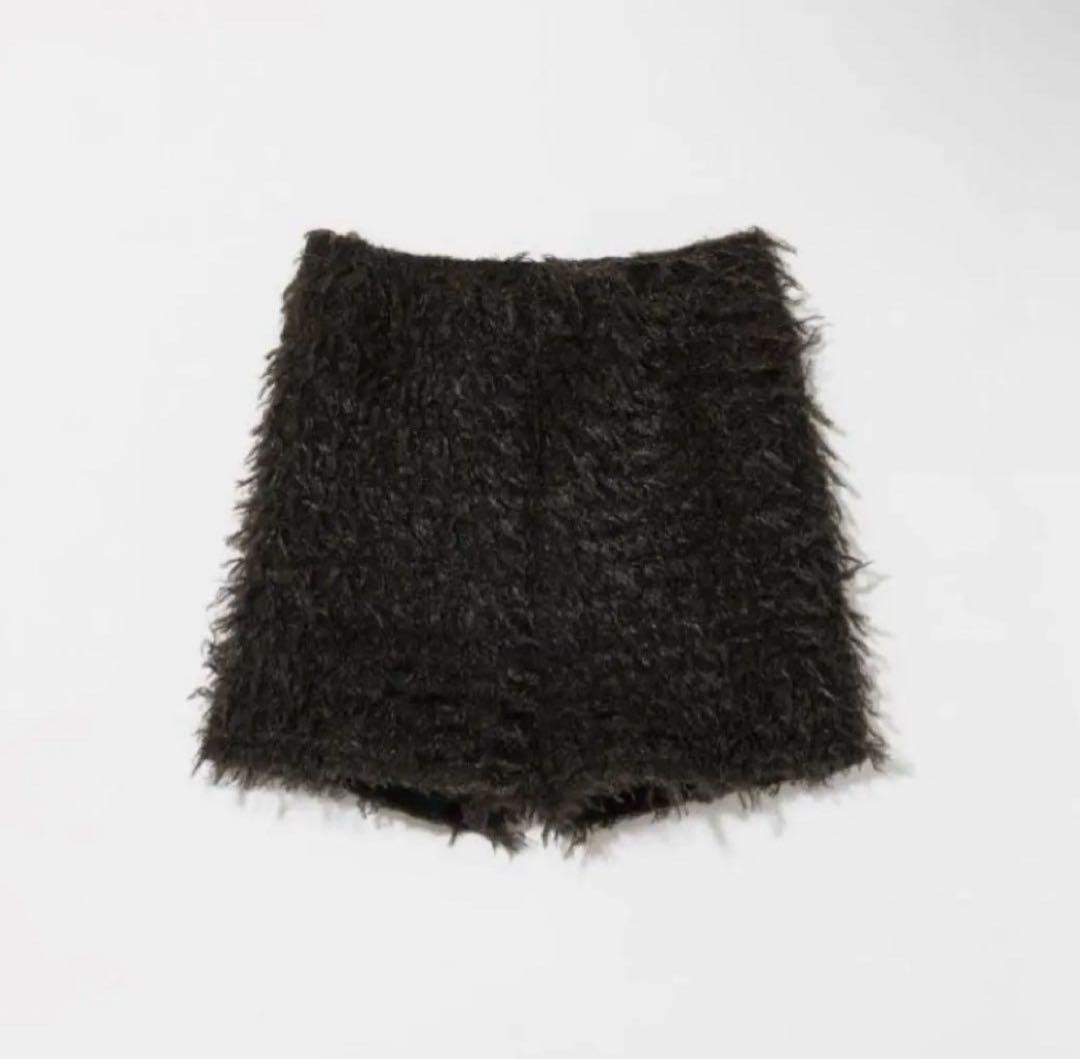 eaphi FLUFFY SHORT PANTS