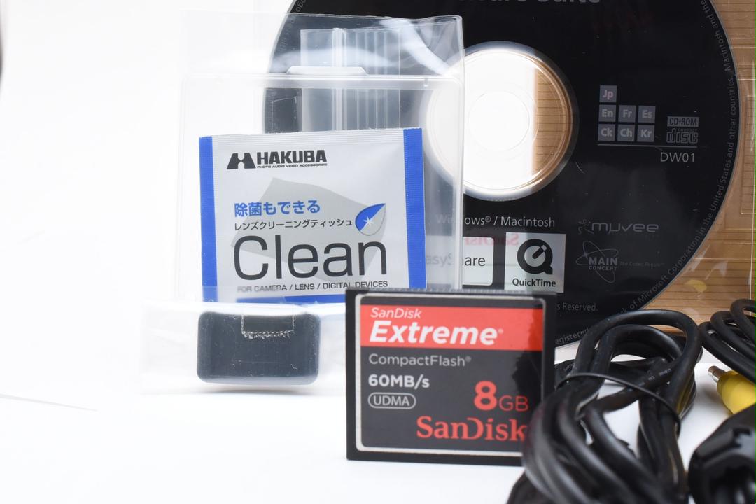 ほぼ未使用 Nikon D300 ショット数3948回 ボディ #8395