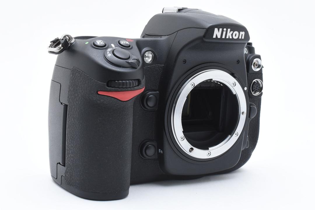 ほぼ未使用 Nikon D300 ショット数3948回 ボディ #8395
