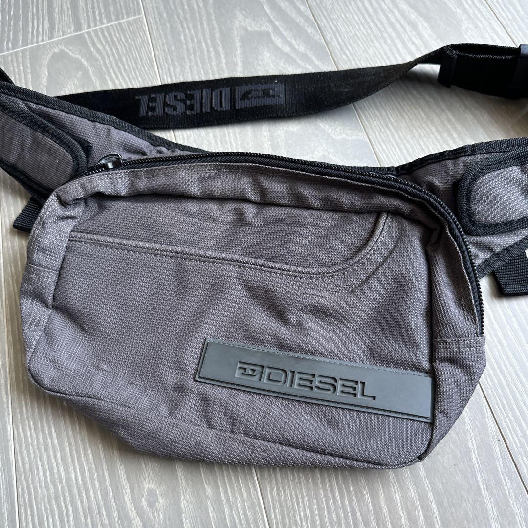 DIESEL ボディバッグ グレー - メルカリ