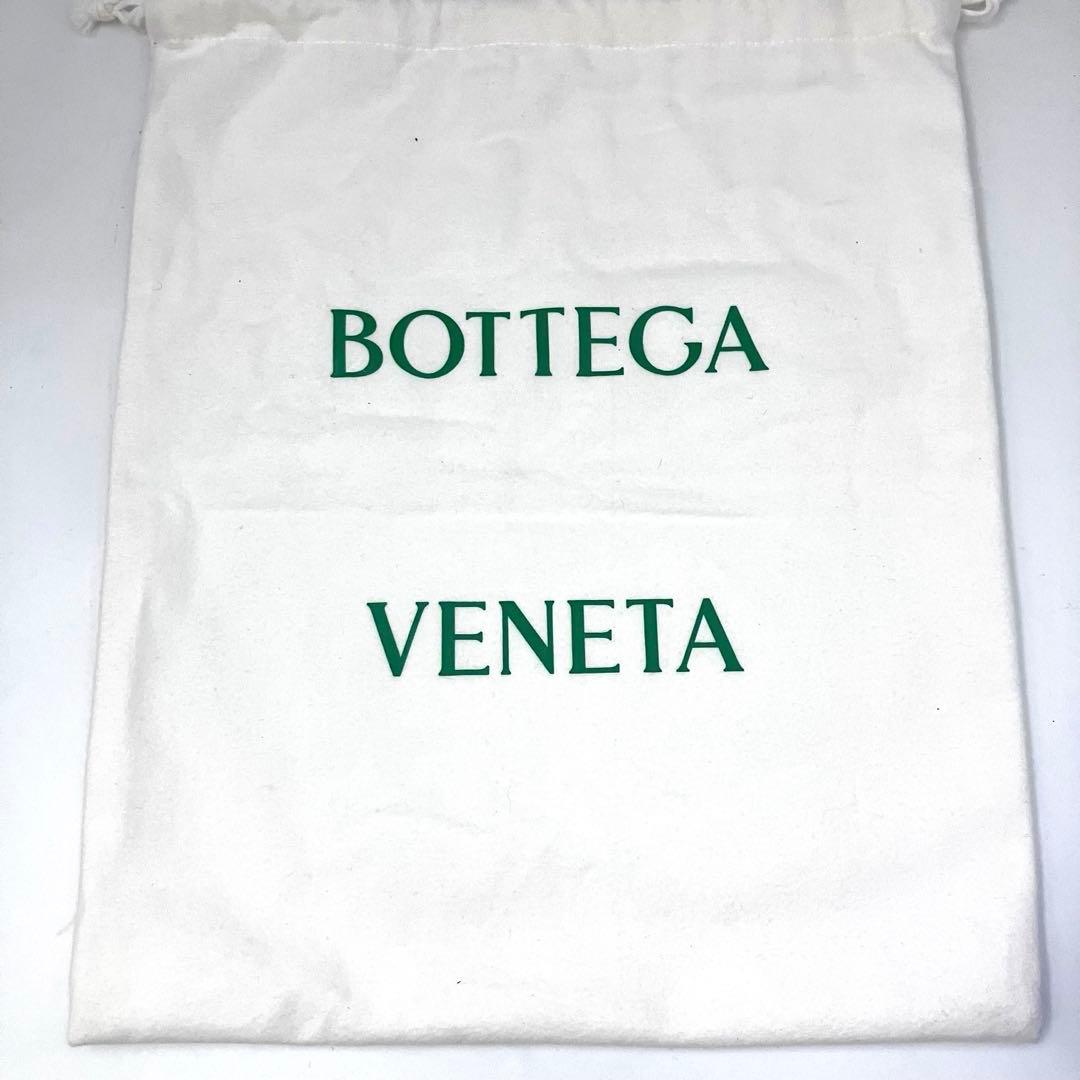 現行✨️ ボッテガヴェネタ 2988 ラバー イントレチャート クラッチバッグ