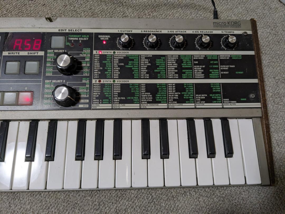 シンセサイザー、ボコーダー　microKORG（ジャンク）