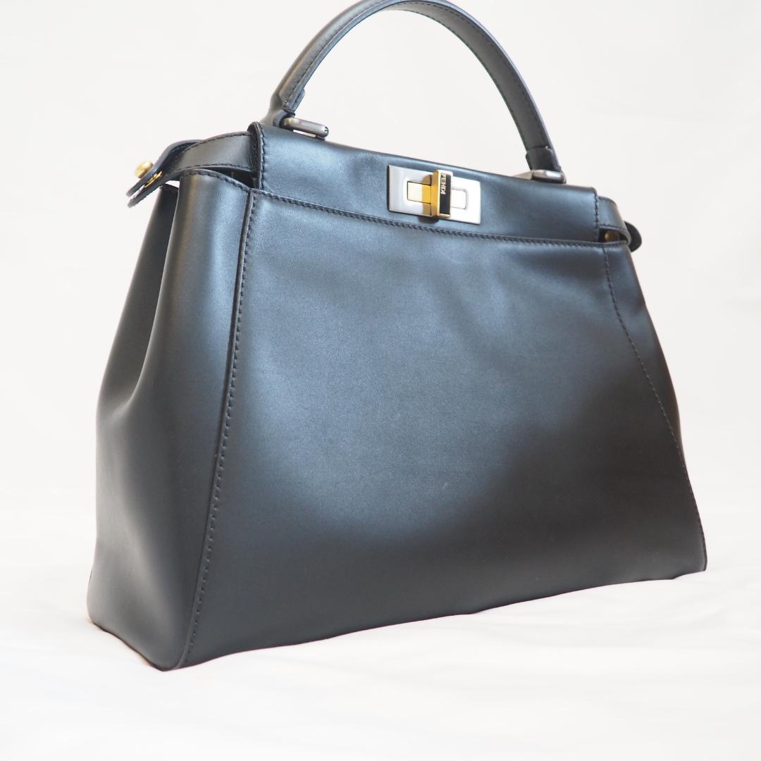 極美品 FENDI フェンディ ピーカブー レザー ブラック ハンドバッグ