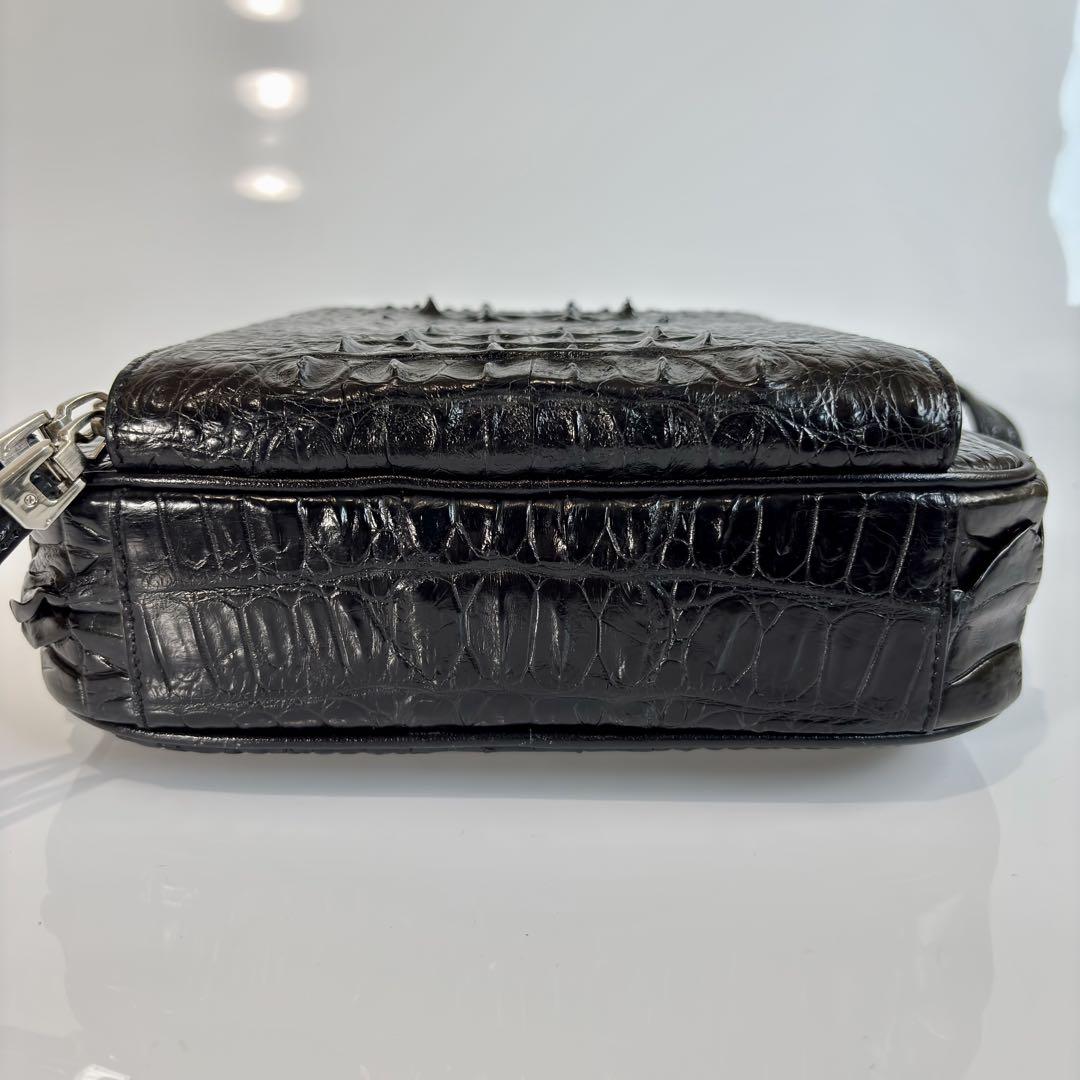 【極美品】 クロコダイル 背鰐 クラウン ショルダー 本革 黒 メンズ 高級感