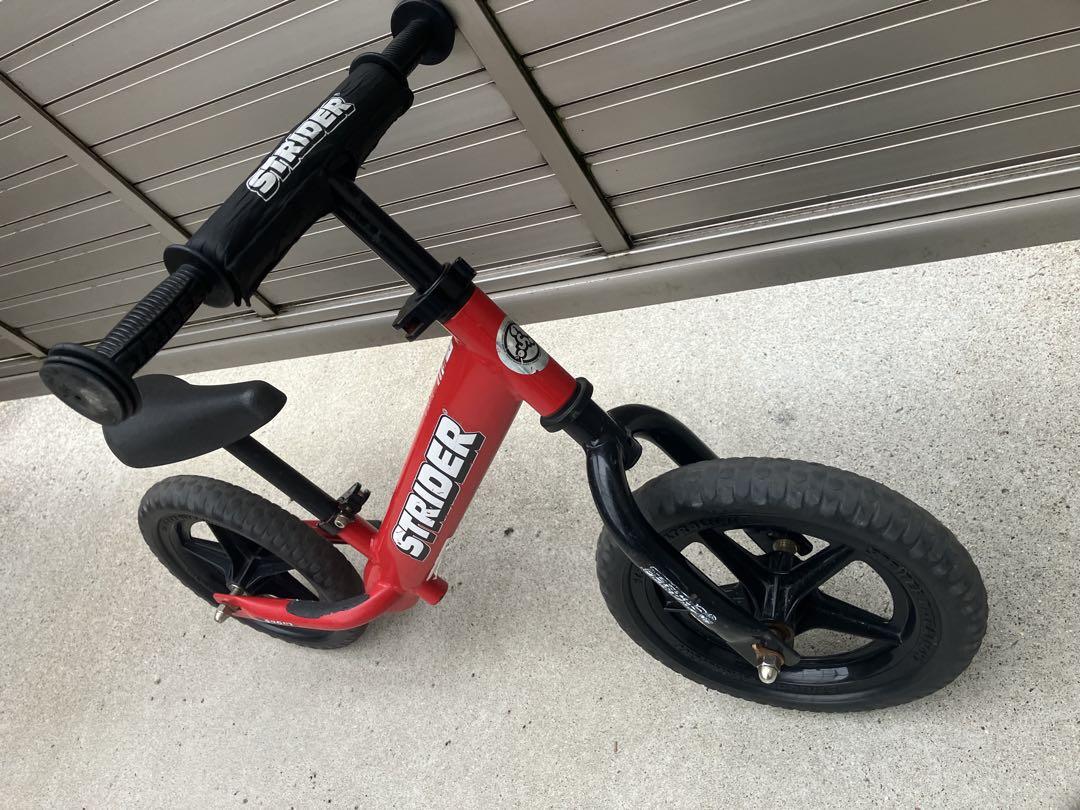 STRIDER ストライダー レッド バランスバイク キッズ 12インチ Amazon.co.jp: STRIDER(ストライダー) 12 SPORT (スポーツ