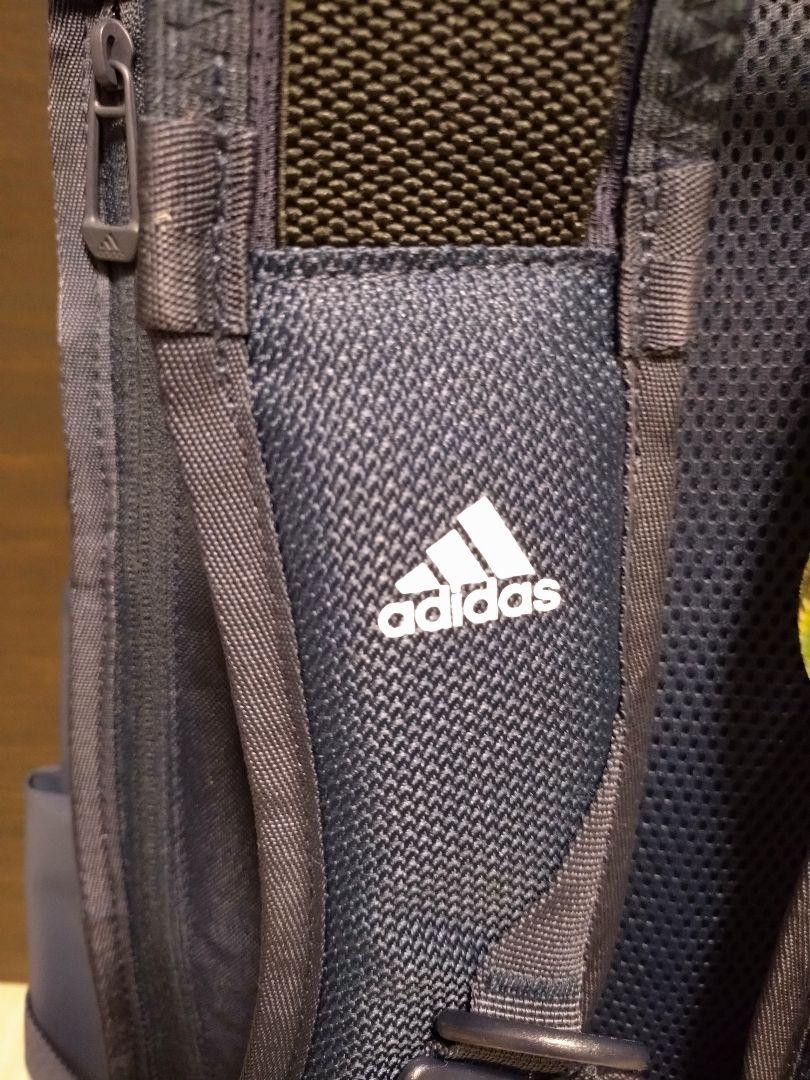 アディダス　バックパック　ネイビー　新品