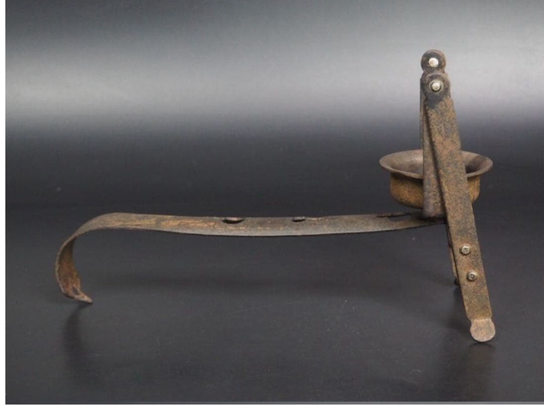 送料無料江戸時代 鉄製自在燭台 蝋燭立 ロウソク立て 送料無料江戸時代 鉄製自在燭台 蝋燭立 ロウソク立て