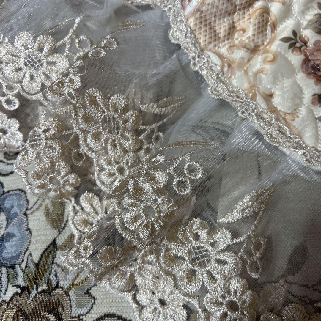 Vintageレース　お花のリースリボン刺繍　優しい生成り色の厚手　マルチカバー 61UzpJgLnBL._UF350,350_QL50_.jpg