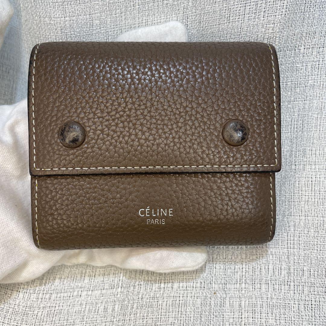 ブラウン系【18%OFF】 【美品】CELINEセリーヌ財布三つ折り財布 折り