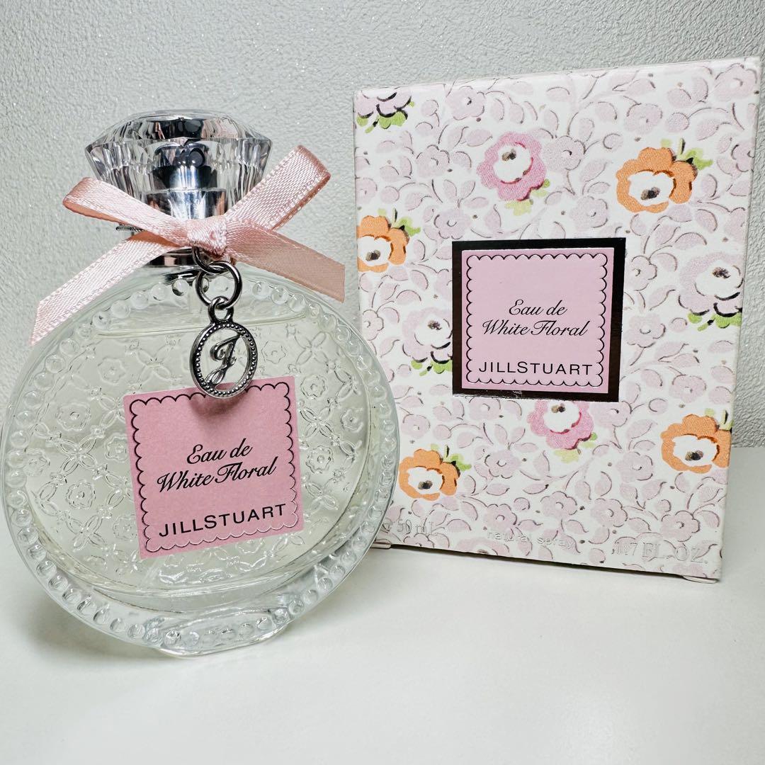 【8U】JILLSTUART ホワイトフローラル 香水