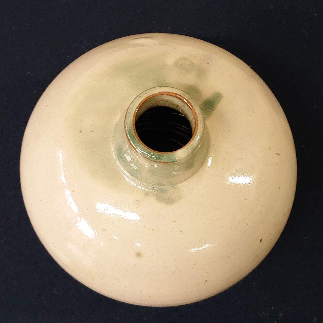 作家不明 白秞壺(花瓶) 箱無し - メルカリ 作家不明 白秞壺(花瓶) 箱無し - メルカリ