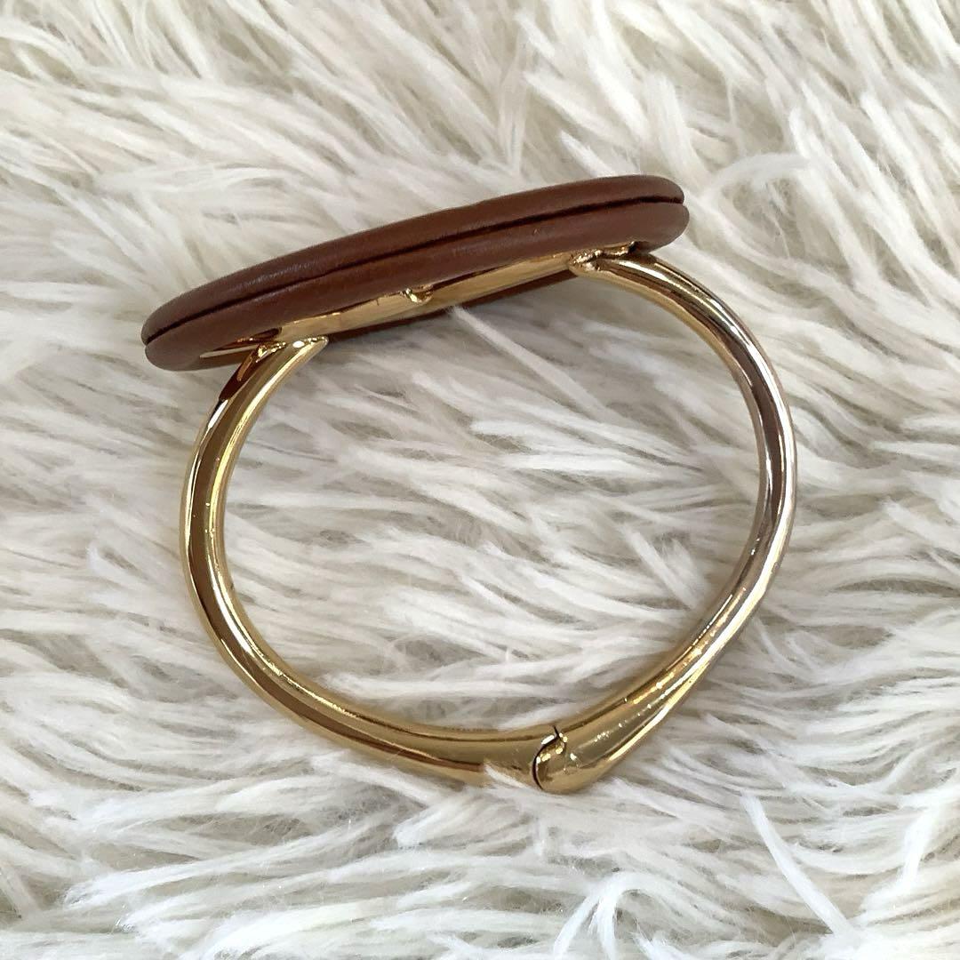 美品✨フェンディ　ロゴ　バングル