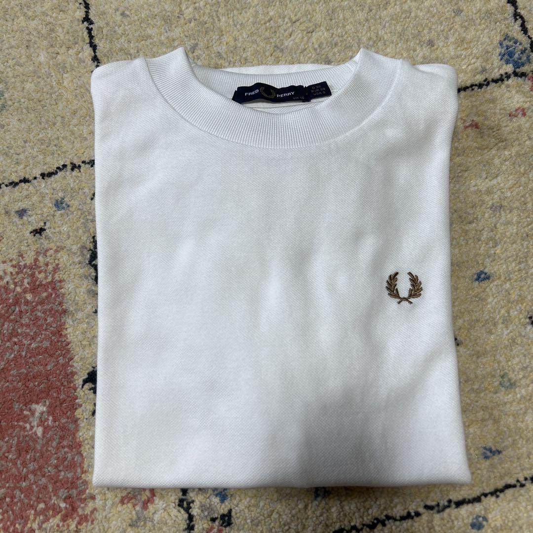 フレッドペリー 袖レースTシャツ