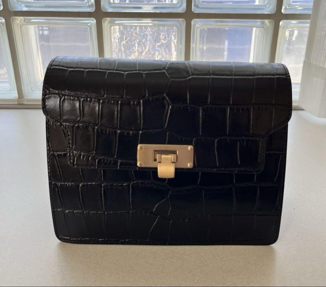 正規店仕入れの Marge Sherwood ブラック クロコダイル風型押しハンドバッグ バッグ