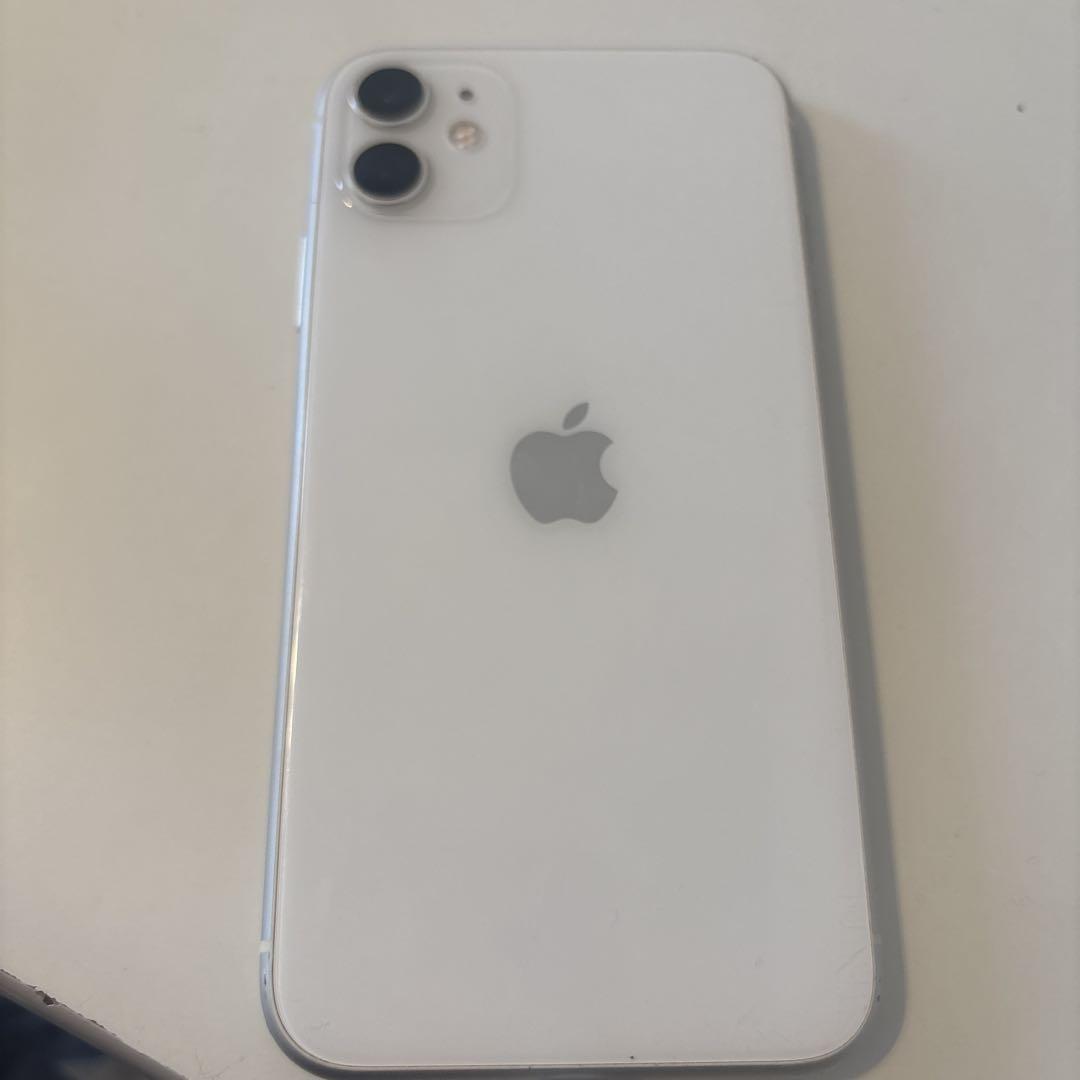 Apple iPhone 11 ホワイト 本体 ジャンク品 Apple iPhone 11 ホワイト ジャンク 64GB - メルカリ