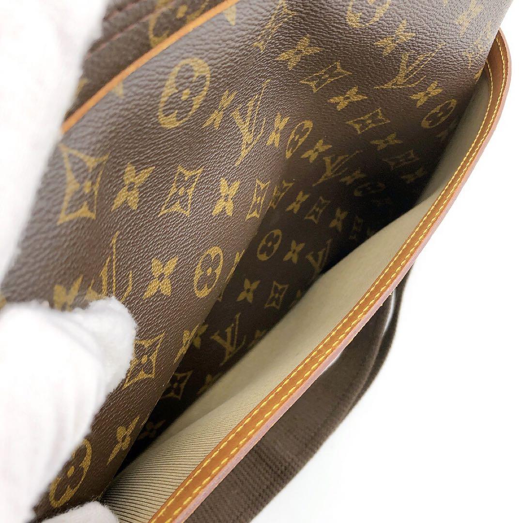 【LOUIS VUITTON】ショルダーバッグ　リポーターGM モノグラム