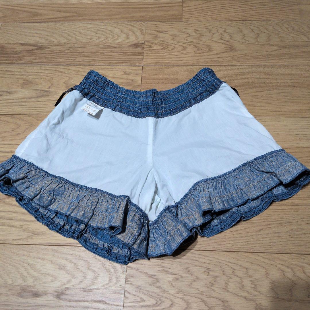 デニム フリル付きショートパンツ - メルカリ