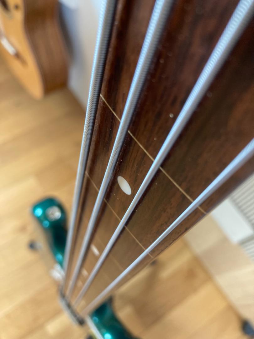 ベース Fender Jazz Bass Fretless Mod