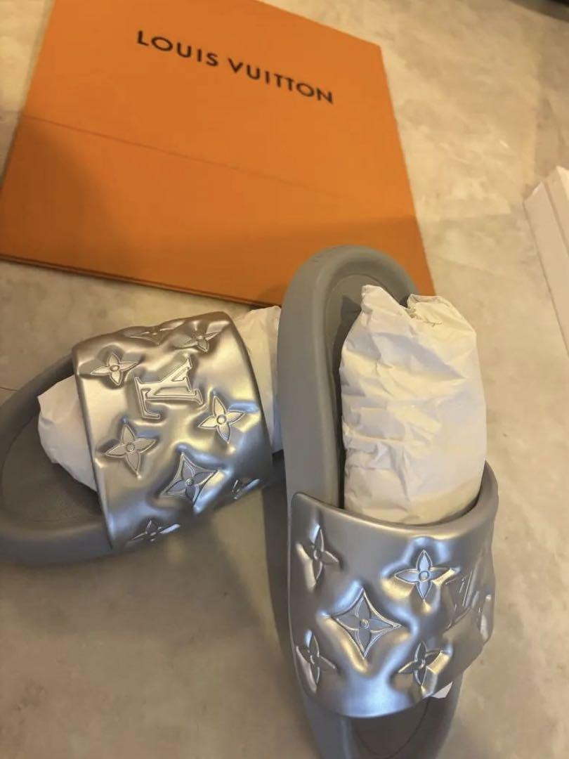 louis vuitton シルバーサンダル　コーヒーさん専用
