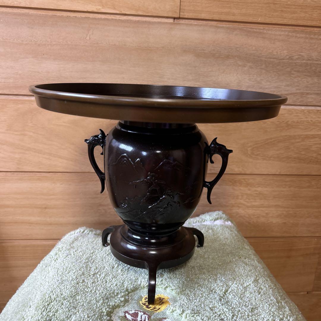 薄端 唐銅 山水模様三脚   伝統工芸縁起物花器 生け花 未使用品傷があります。