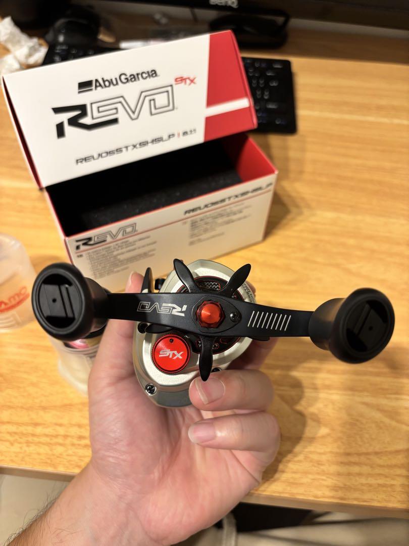 【美品】レボ5 STX-SHS 軽量スプール付 美品】レボ5 STX-SHS 軽量スプール付 - メルカリ
