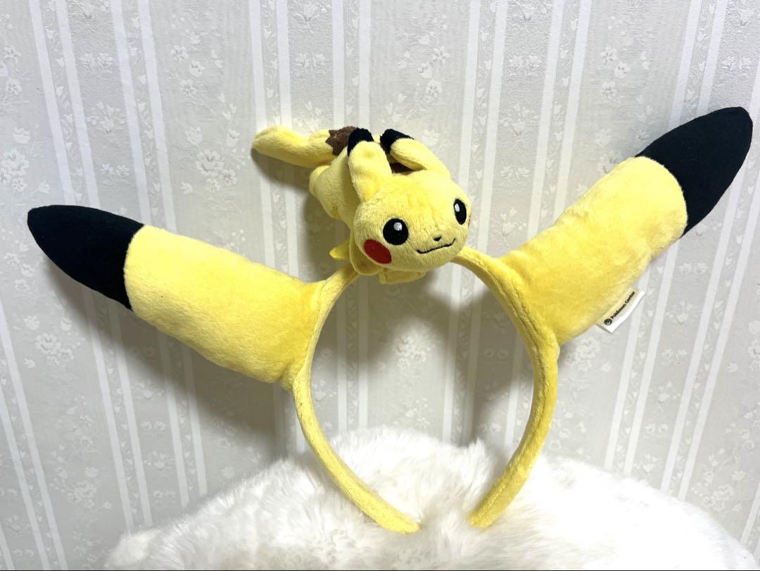 ピカチュウカチューシャ　ぬいぐるみつき