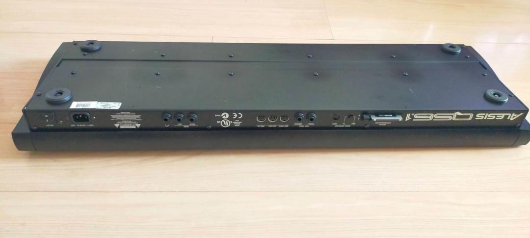 【早い者勝ち！】電子ピアノ　ALESIS QS6.1 早い者勝ち！】電子ピアノ ALESIS QS6.1