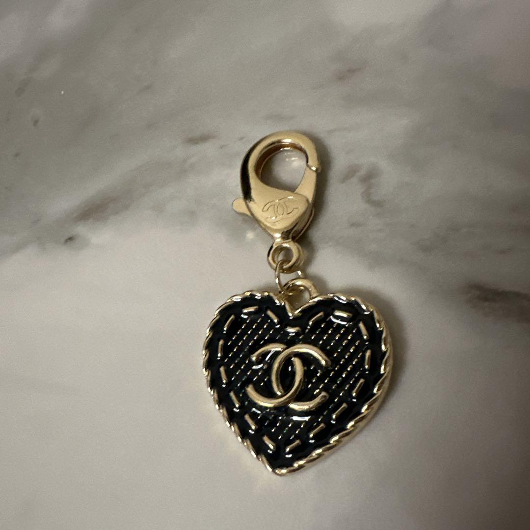CHANEL ハート型ロックチャーム CHANEL シャネル キーホルダー ハートチャーム ココマーク