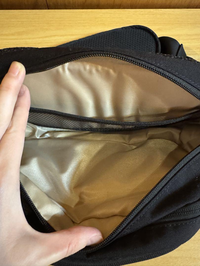 【ほぼ未使用】hugoo ヒップシートバッグ　抱っこ紐　スリング