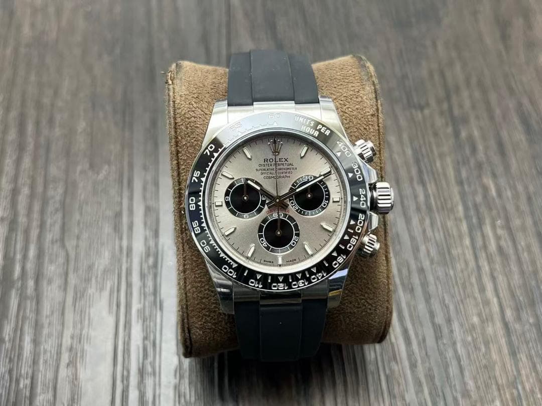 ROLEX ロレックス男用 新品の腕時計80