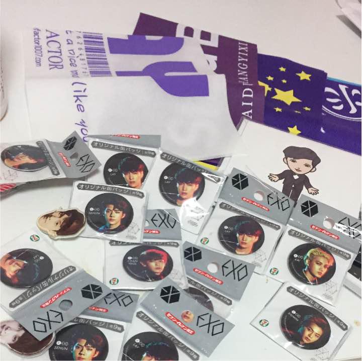 アテッサ新作モデル exo グッズ トレカ ポスカ CD K-POP・アジア
