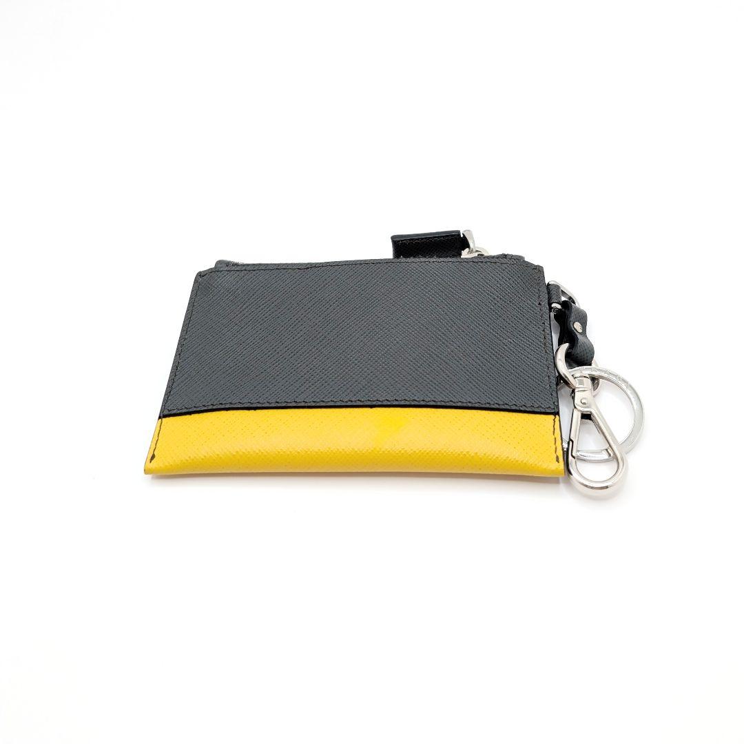 ✨️新品！✨️ プラダ コインケース　カードケース　犬 ANTRACITE