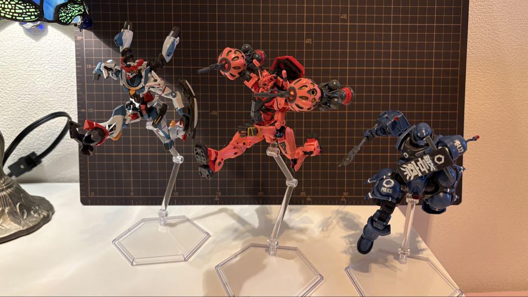 HG ジークアクス／赤いガンダム／軍警ザク【完成品・3体セット・塗装済】