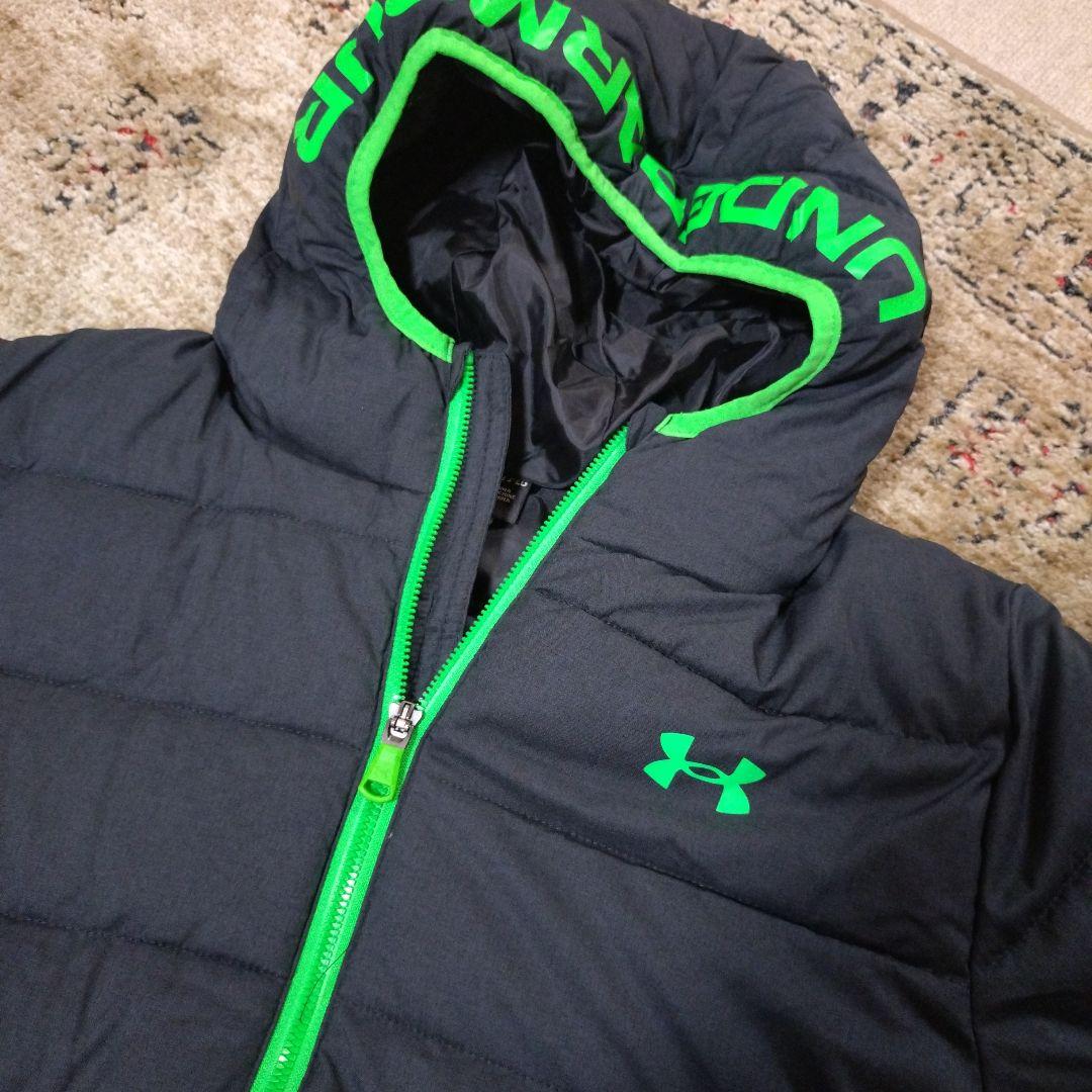 UNDER ARMOUR　アウター