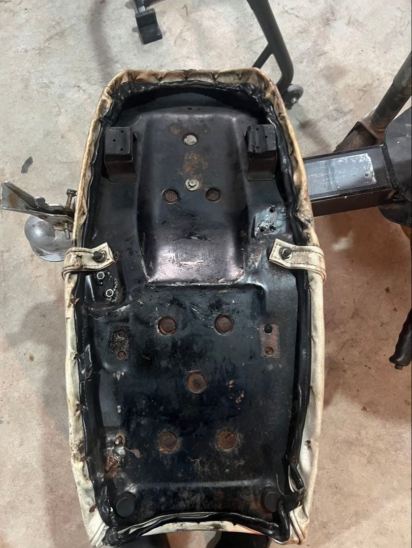 GT380 三段シート 川口製 45cm 当時物 - メルカリ