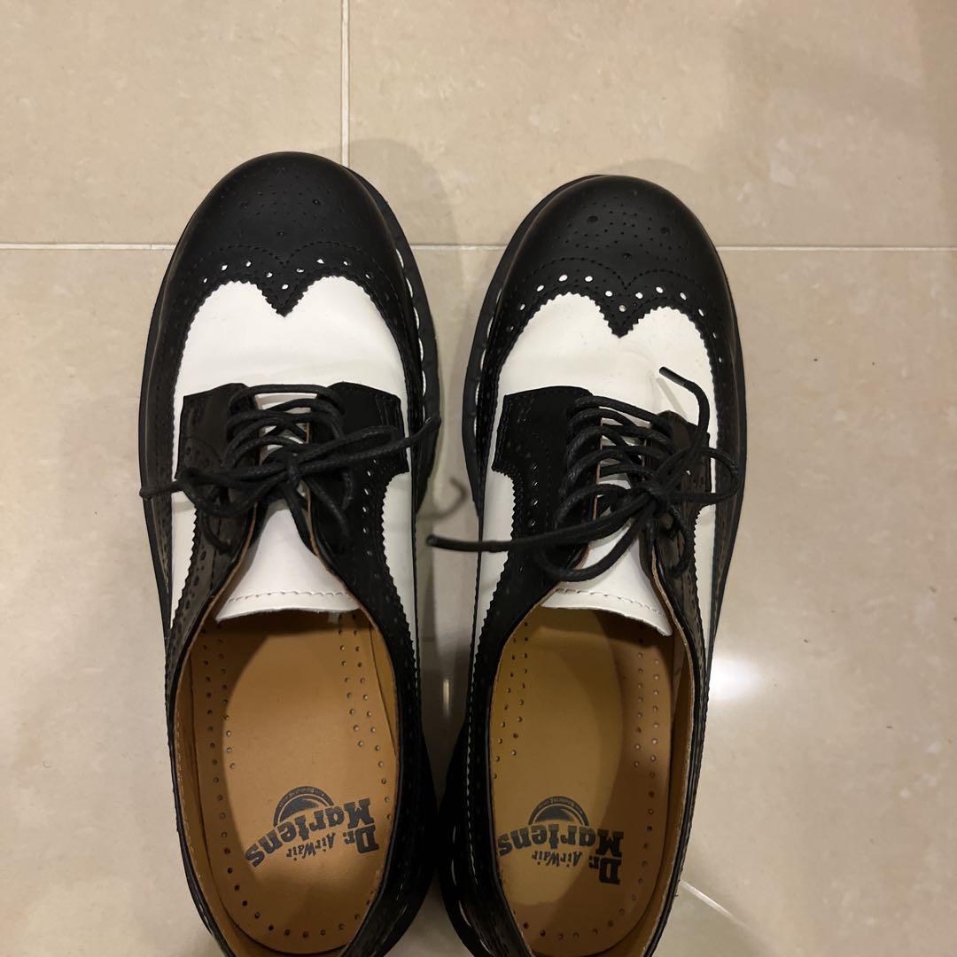 美品　Dr.Martens ウイングチップ 白黒　厚底　26.5ドクターマーチン